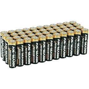 Alkalne baterije Ansmann AA velikosti v črno zlati barvi